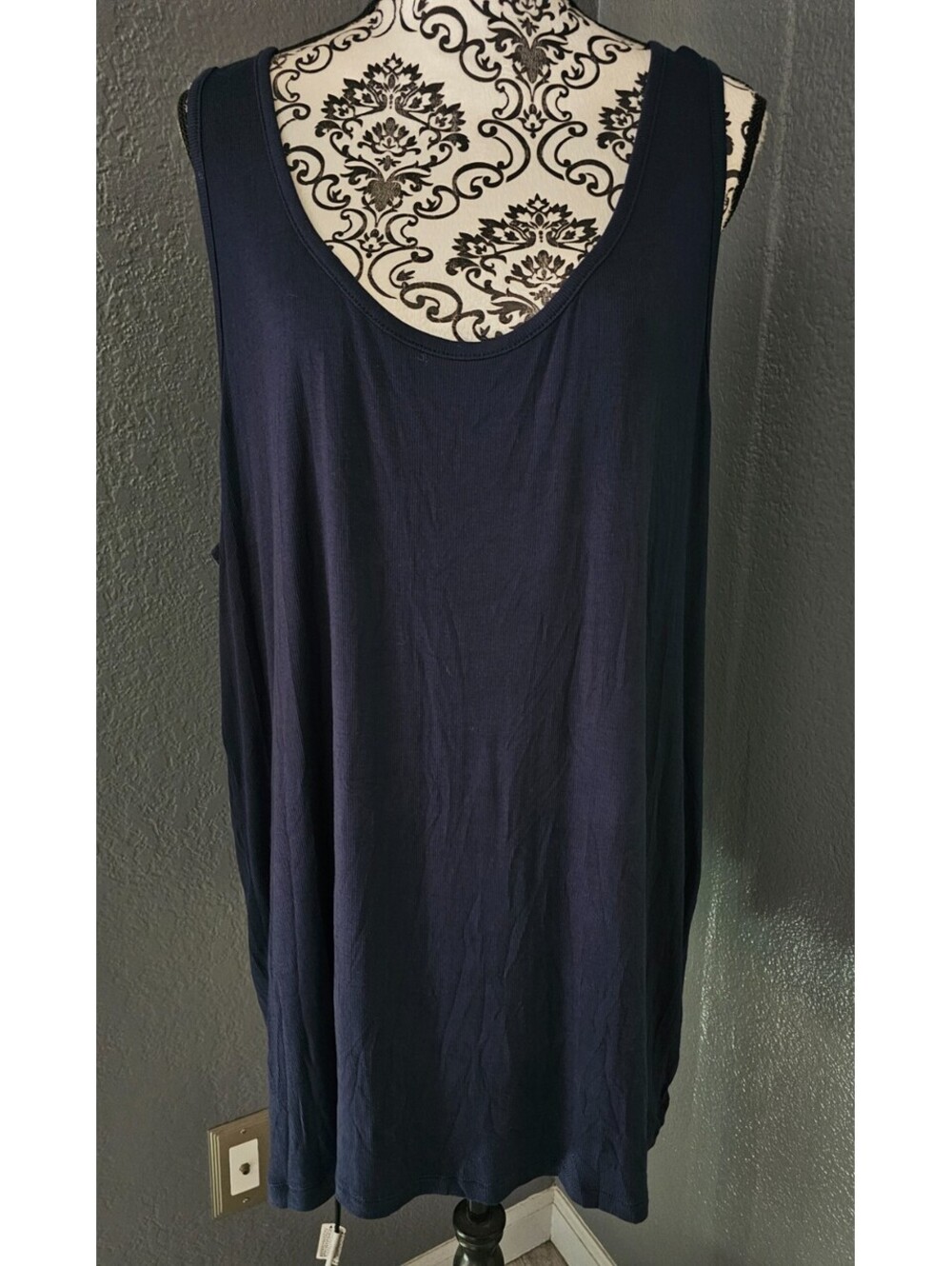 New Women's Terra & Sky Tank Top Sleeveless Size 4x (28W-30W) Blue Round Neck